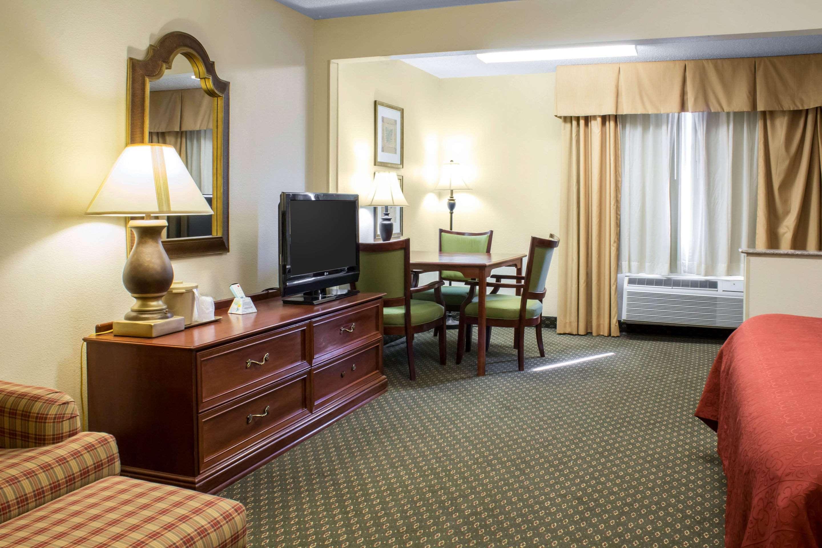 Quality Inn & Suites Sioux City Exterior foto